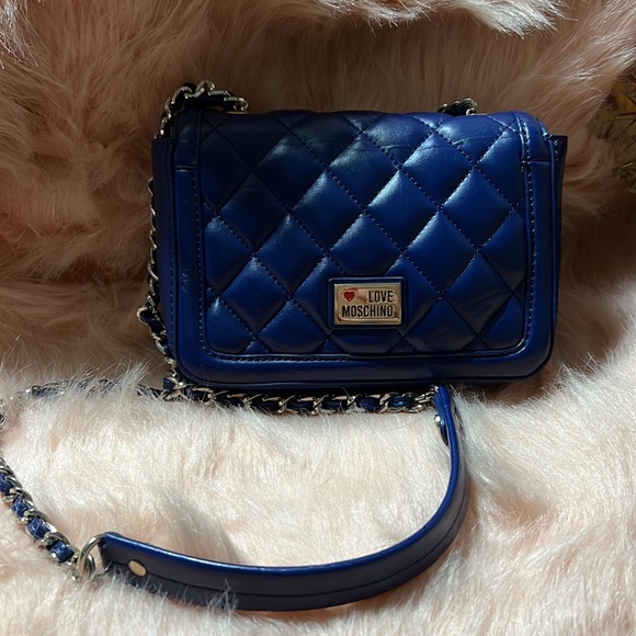 Love Moschino Blue Patent Quilted Chain Strap Bag - Picture 8 of 13